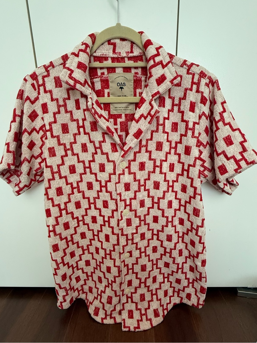OAS Red & White Terry Geometric Short-Sleeve Button Down Shirt